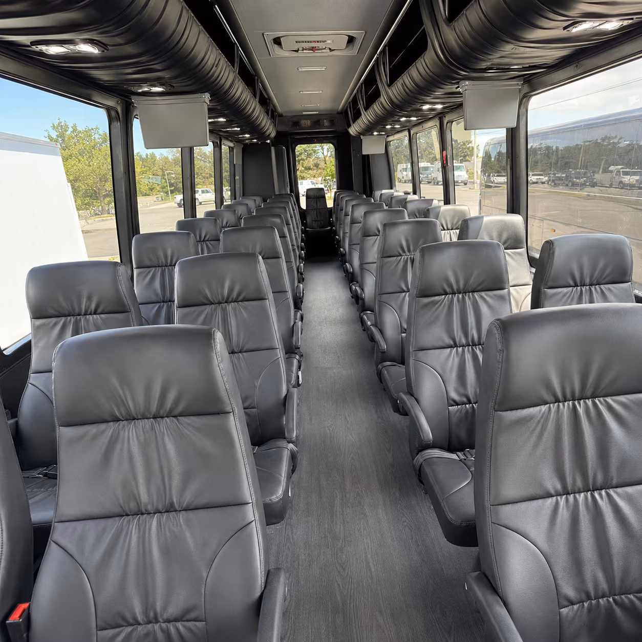 arrange transportation for your next wedding 4