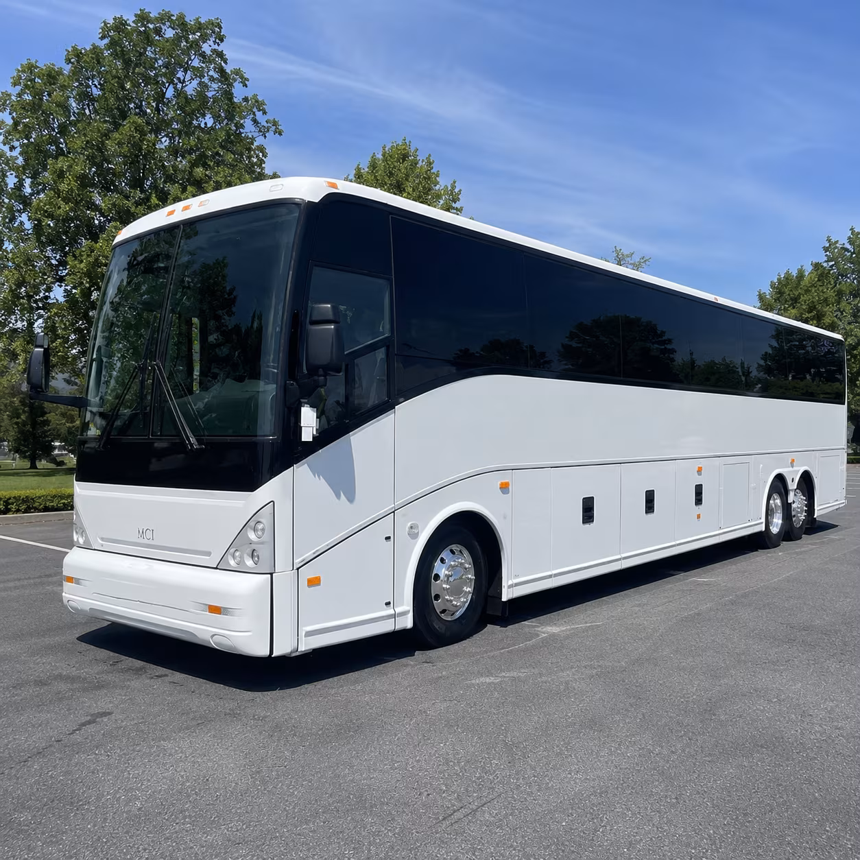 charter bus rentals across lowell and massachusetts