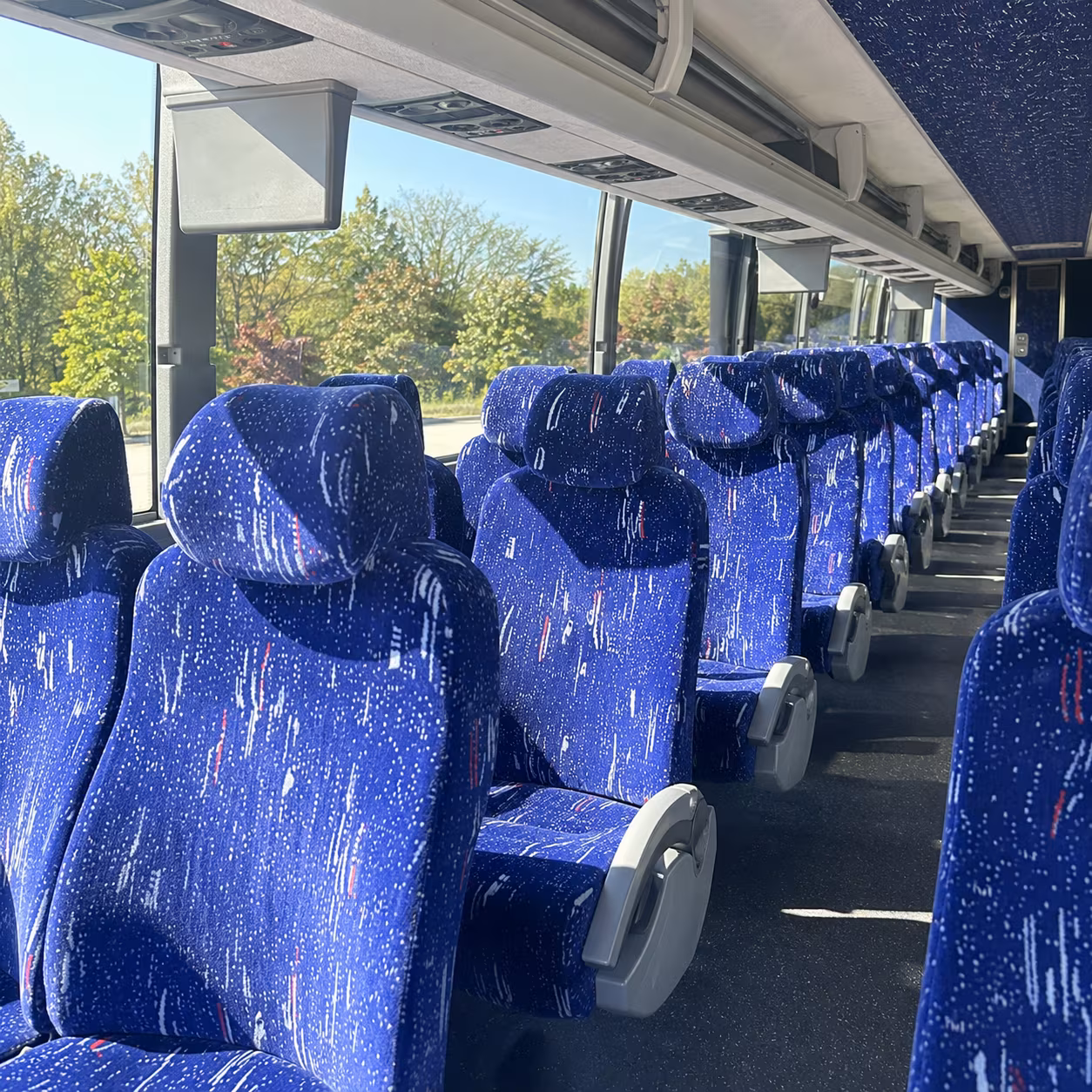 charter buses for large wedding groups traveling to lowell from boston