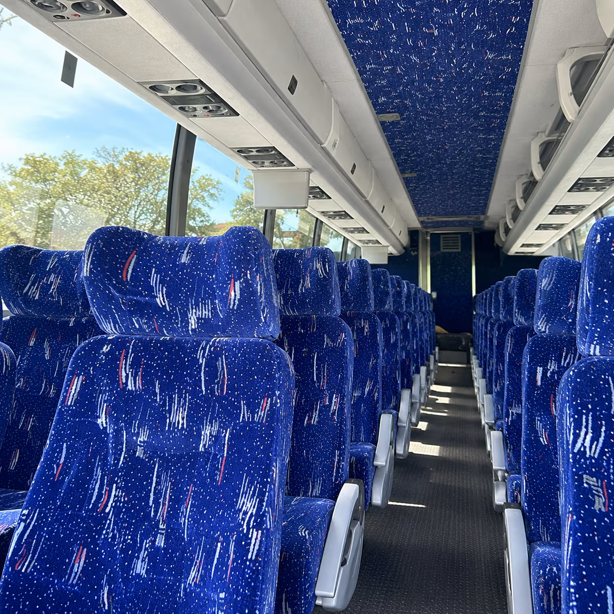 charter buses for umass lowell campus and college event transportation