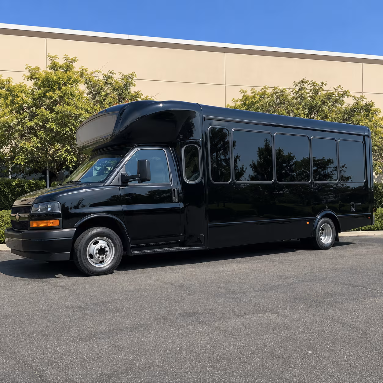 group buses for lowell spinners games and sports events