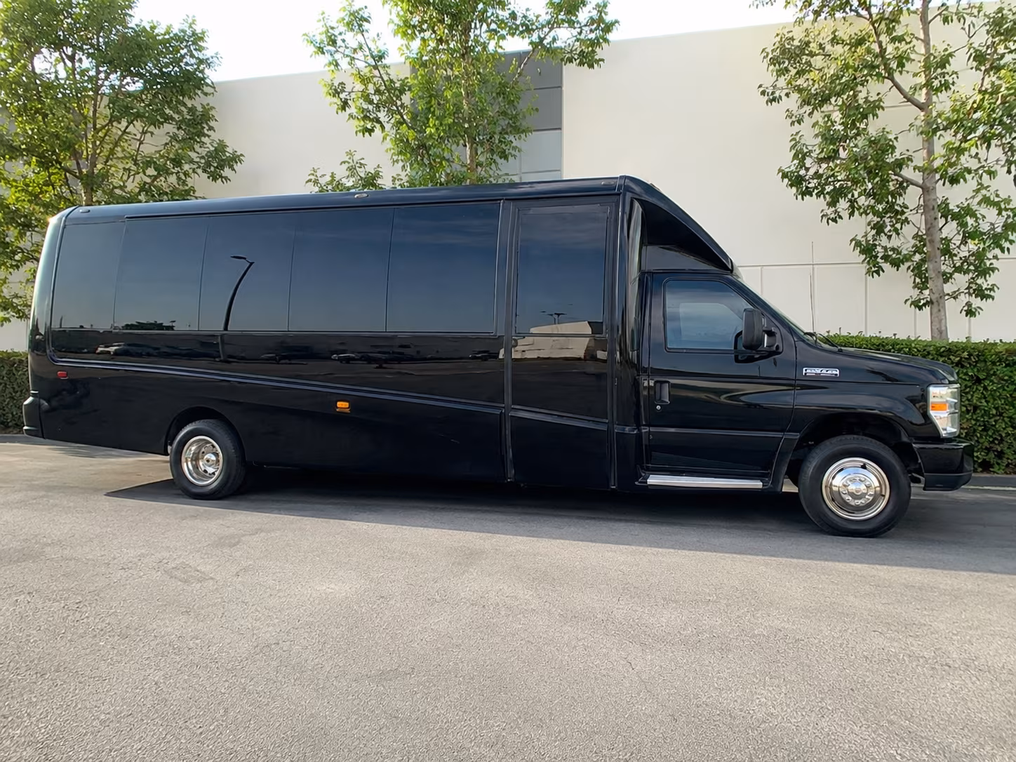 manchester boston regional airport mht shuttle buses from lowell